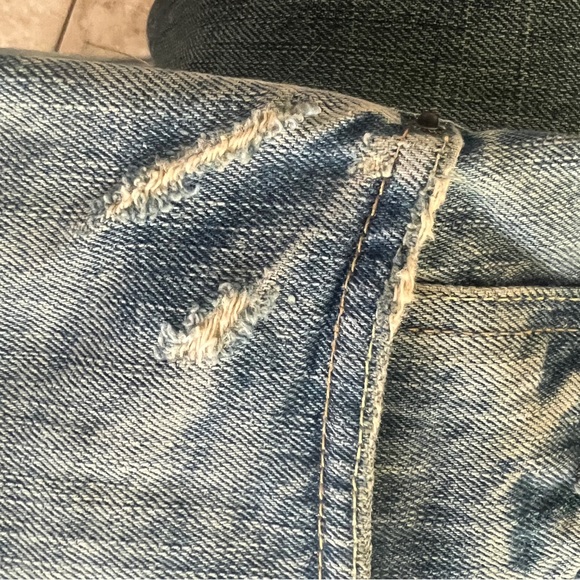 Tommy Hilfger Relax Fit Jeans - Picture 8 of 8